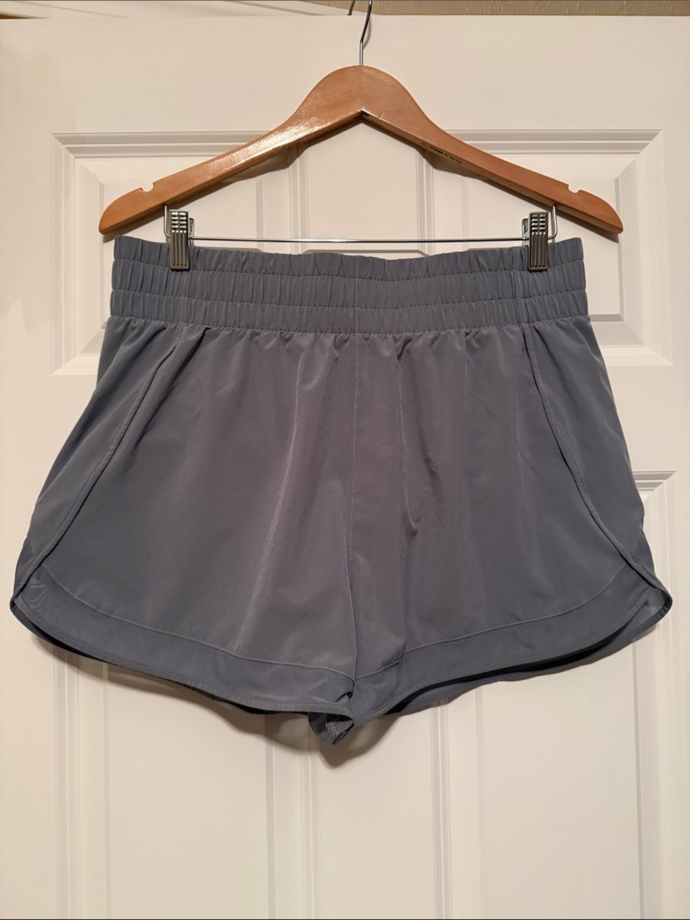 Athleta Women's Gray High Rise Racer Run 3.5” Athletic Shorts